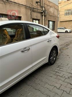 هیوندای ئەلەنترا